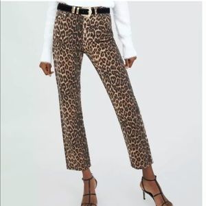 Zara Leopard Print Straight cut Jeans Size US 6
